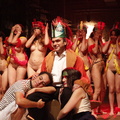 Uzyna uzona naked theatre brazil 031