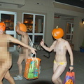 20101101 nude pumpkin runners 022