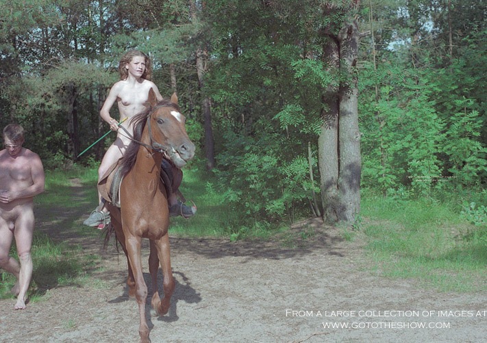 Horse riding gototheshow 11