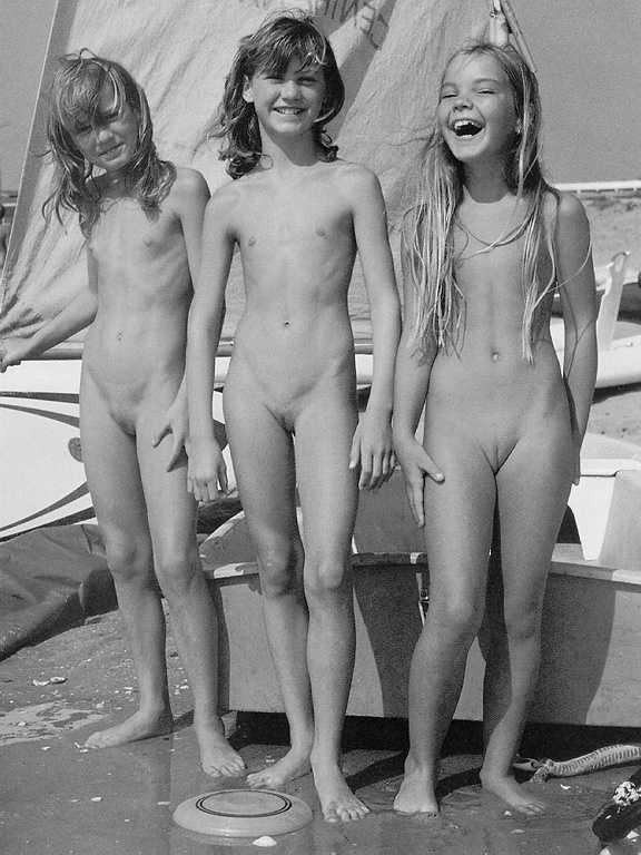 nudismlife nudists nude nudists teens jump kasey october preteen preteen