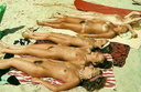 beach-naturists-031