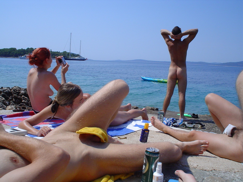 nudist beach nudists women and men 35