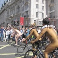 worldnakedbikeride cyclonue ciclonudista london 2008 4