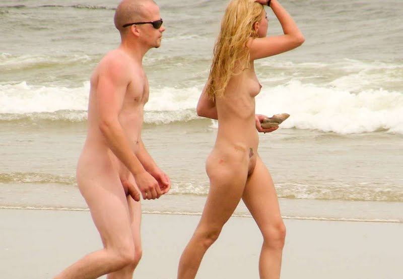 https://www.nudismlife.com/galleries/nudists_and_nude/nudists_couple/nudists_nude_naturists_couple_0035.jpg