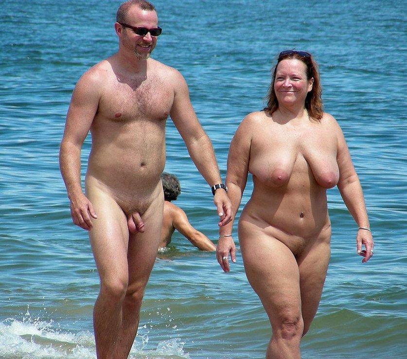 https://www.nudismlife.com/galleries/nudists_and_nude/nudists_couple/nudists_nude_naturists_couple_0418.jpg