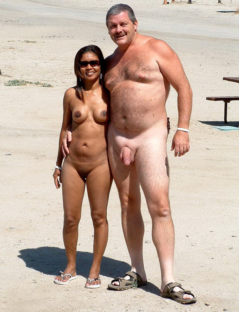 https://www.nudismlife.com/galleries/nudists_and_nude/nudists_couple/nudists_nude_naturists_couple_0470.jpg