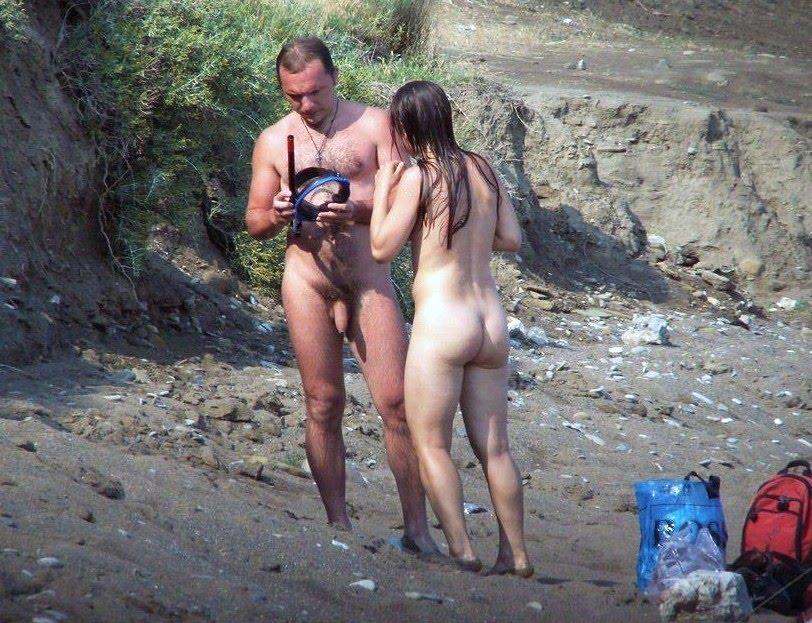 https://www.nudismlife.com/galleries/nudists_and_nude/nudists_couple/nudists_nude_naturists_couple_0539.jpg