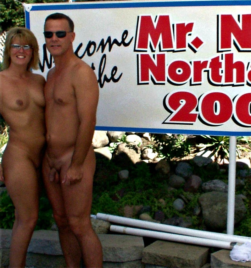 https://www.nudismlife.com/galleries/nudists_and_nude/nudists_couple/nudists_nude_naturists_couple_0848.jpg