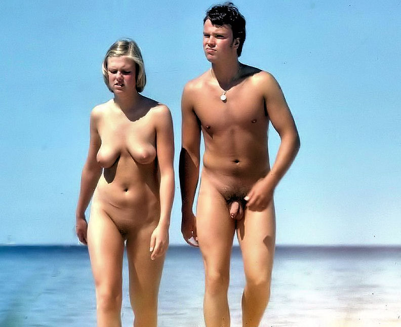 https://www.nudismlife.com/galleries/nudists_and_nude/nudists_couple/nudists_nude_naturists_couple_0901.jpg