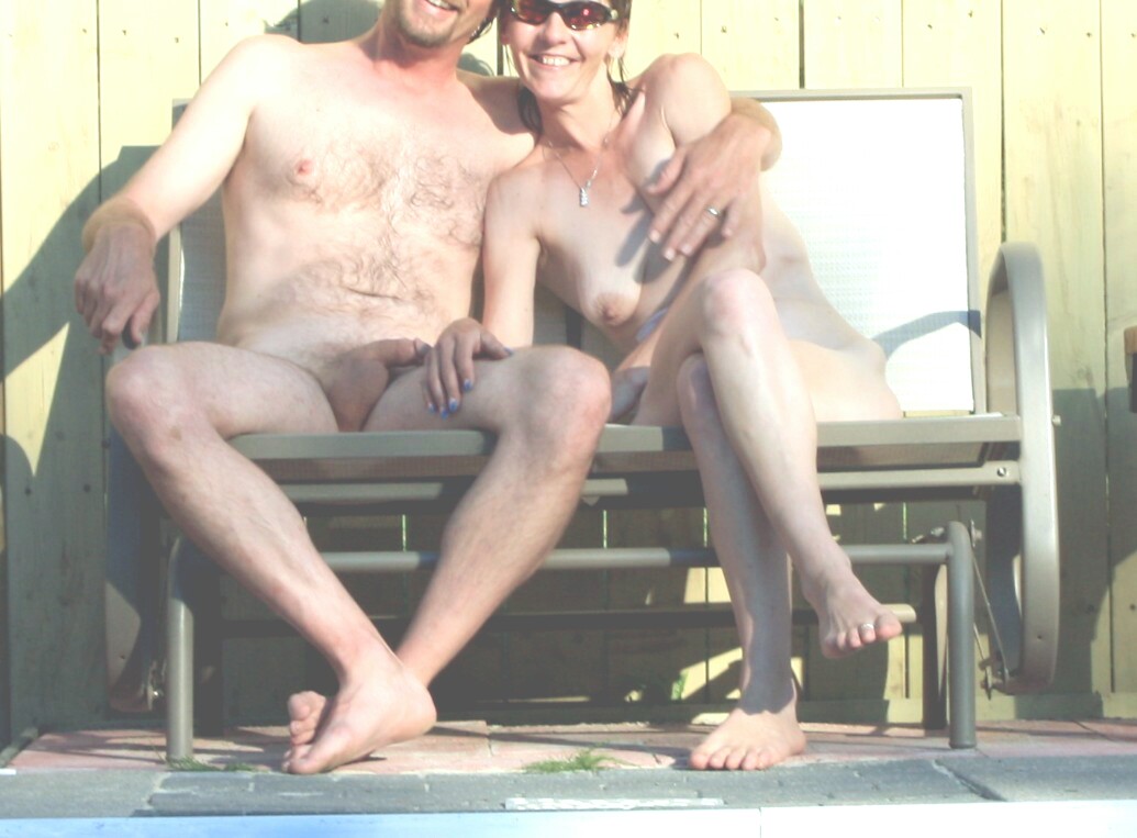 https://www.nudismlife.com/galleries/nudists_and_nude/nudists_couple/nudists_nude_naturists_couple_1235.jpg