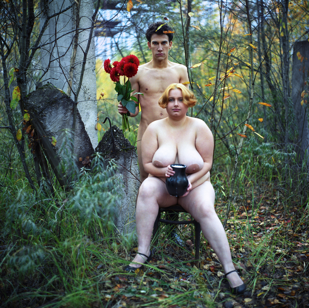 https://www.nudismlife.com/galleries/nudists_and_nude/nudists_couple/nudists_nude_naturists_couple_1398.jpg