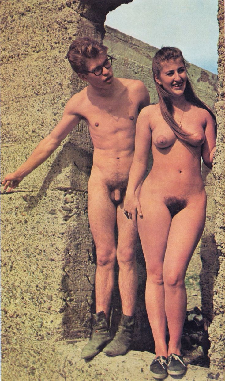 https://www.nudismlife.com/galleries/nudists_and_nude/nudists_couple/nudists_nude_naturists_couple_1484.jpg