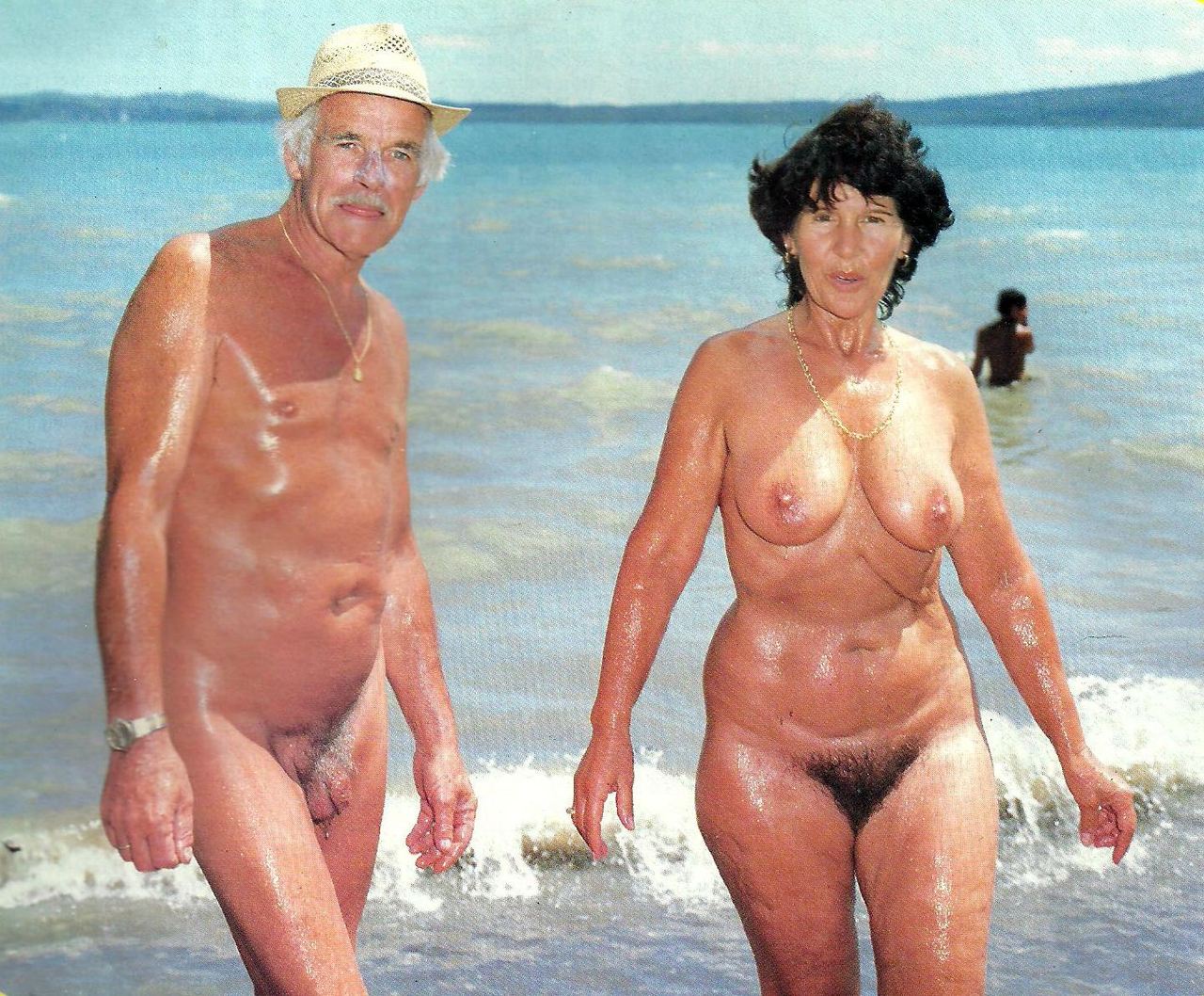 https://www.nudismlife.com/galleries/nudists_and_nude/nudists_couple/nudists_nude_naturists_couple_1524.jpg