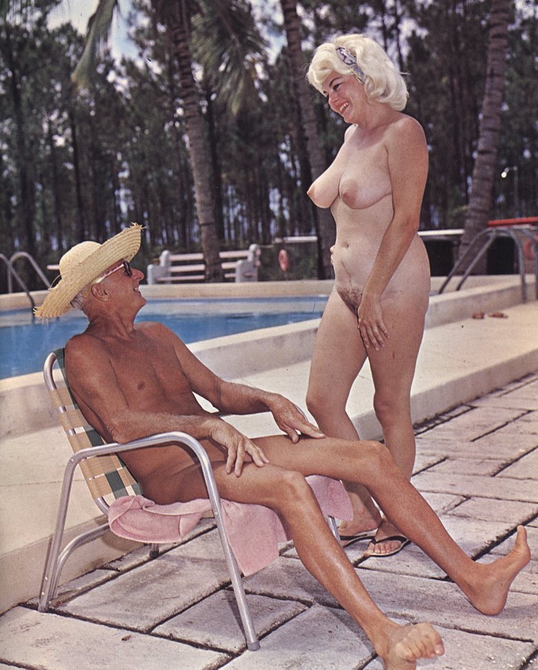 https://www.nudismlife.com/galleries/nudists_and_nude/nudists_couple/nudists_nude_naturists_couple_1575.jpg