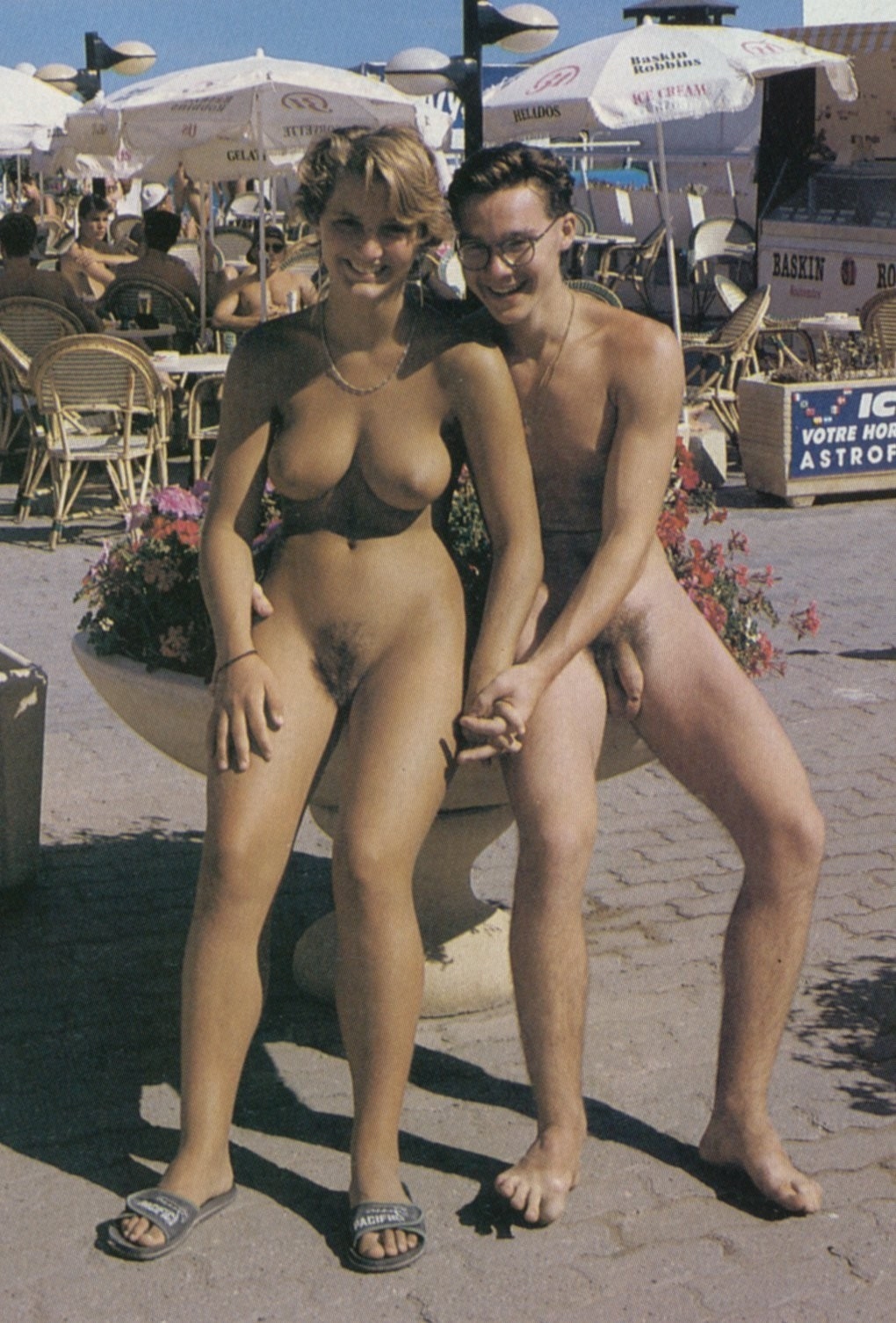 https://www.nudismlife.com/galleries/nudists_and_nude/nudists_couple/nudists_nude_naturists_couple_1875.jpg