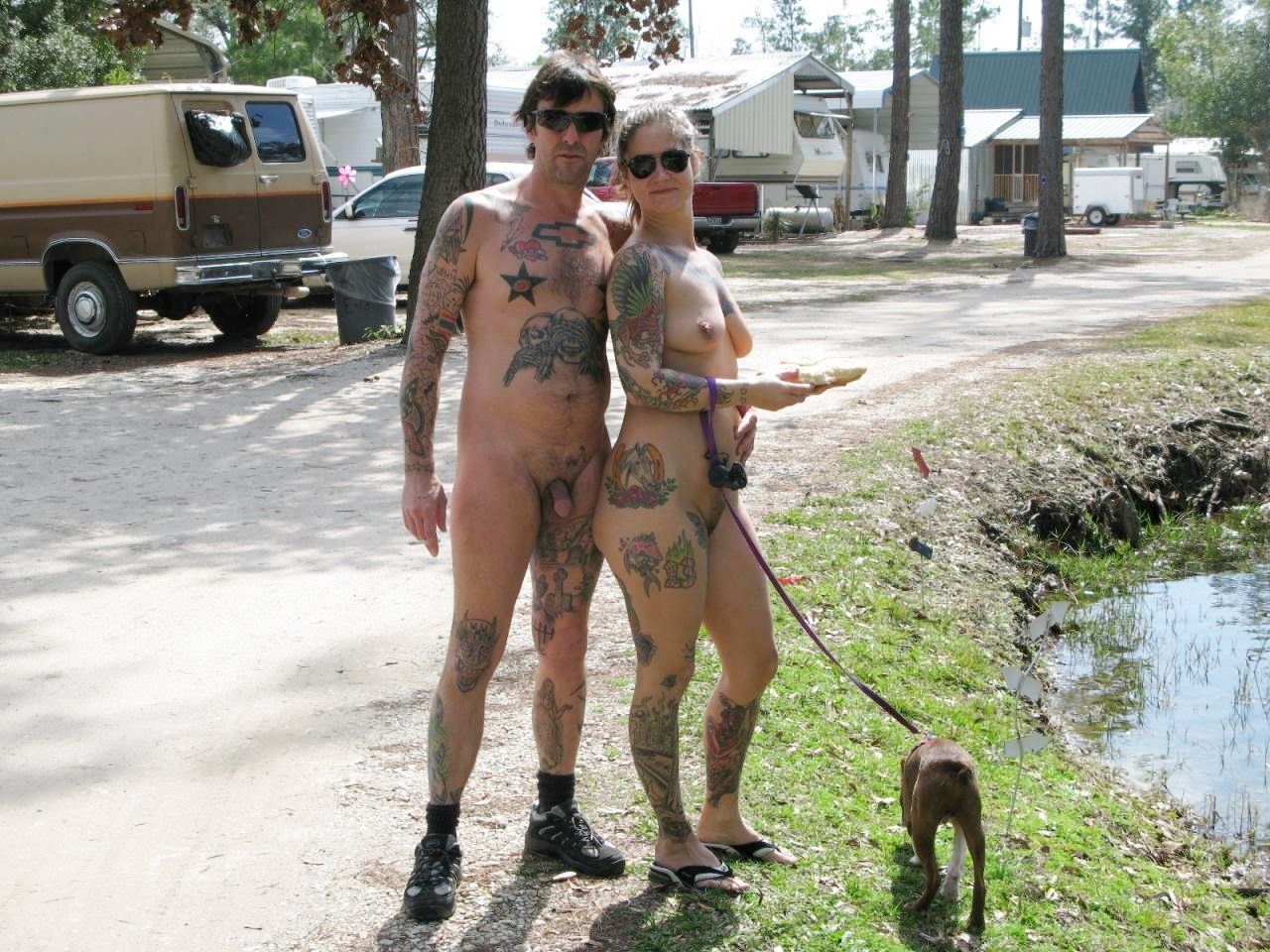 https://www.nudismlife.com/galleries/nudists_and_nude/nudists_couple/nudists_nude_naturists_couple_2153.jpg