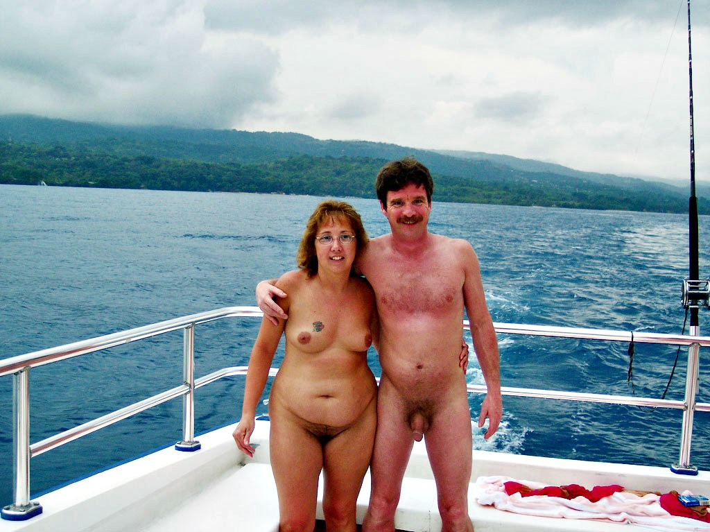 https://www.nudismlife.com/galleries/nudists_and_nude/nudists_couple/nudists_nude_naturists_couple_2217.jpg