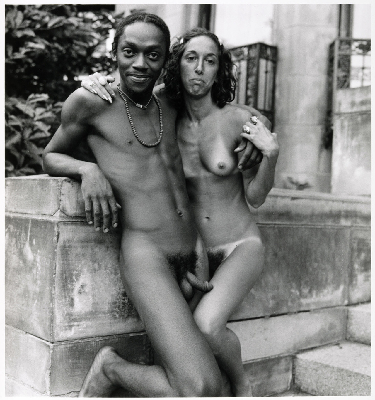 https://www.nudismlife.com/galleries/nudists_and_nude/nudists_couple/nudists_nude_naturists_couple_2496.jpg