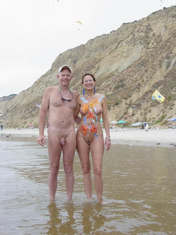 https://www.nudismlife.com/galleries/nudists_and_nude/nudists_couple/nudists_nude_naturists_couple_2659.jpg