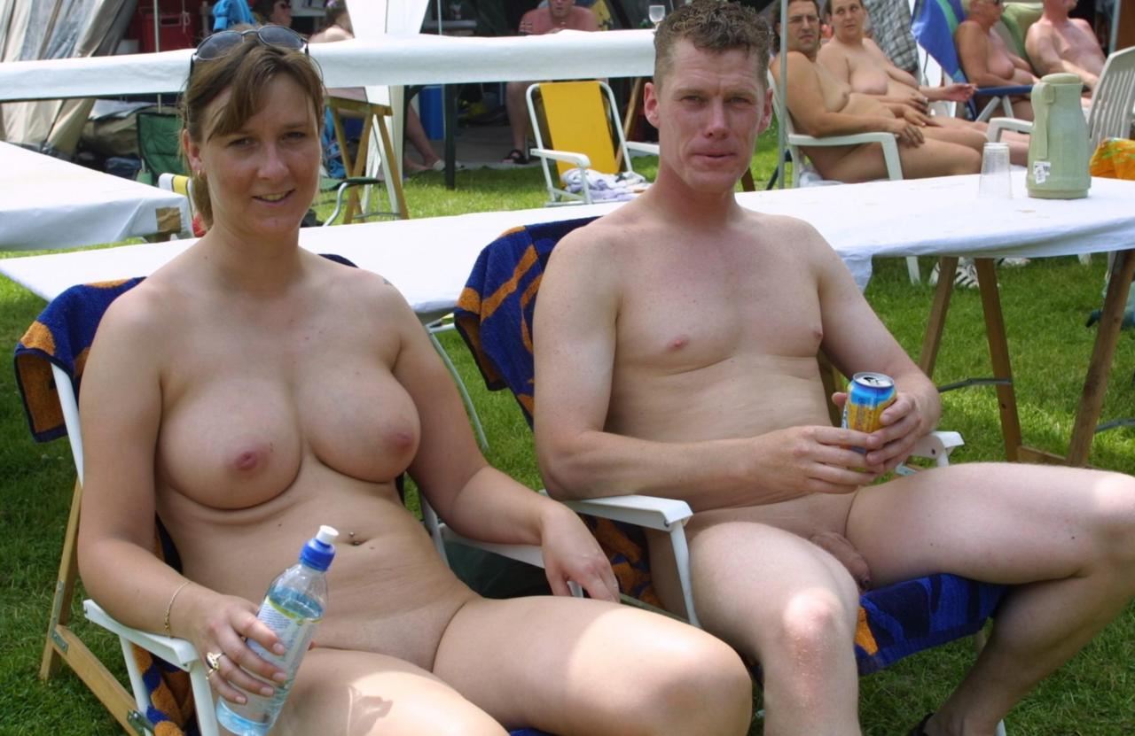 https://www.nudismlife.com/galleries/nudists_and_nude/nudists_couple/nudists_nude_naturists_couple_2754.jpg
