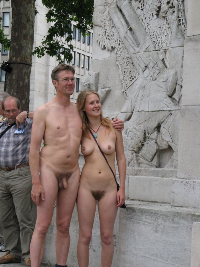 https://www.nudismlife.com/galleries/nudists_and_nude/nudists_couple/nudists_nude_naturists_couple_2875.jpg