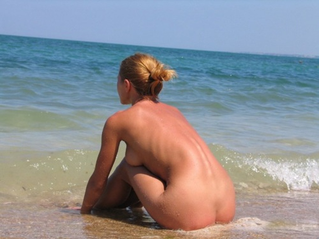 https://www.nudismlife.com/galleries/nudists_and_nude/socalyoungnaturist/socal_young_naturist_0164.jpg