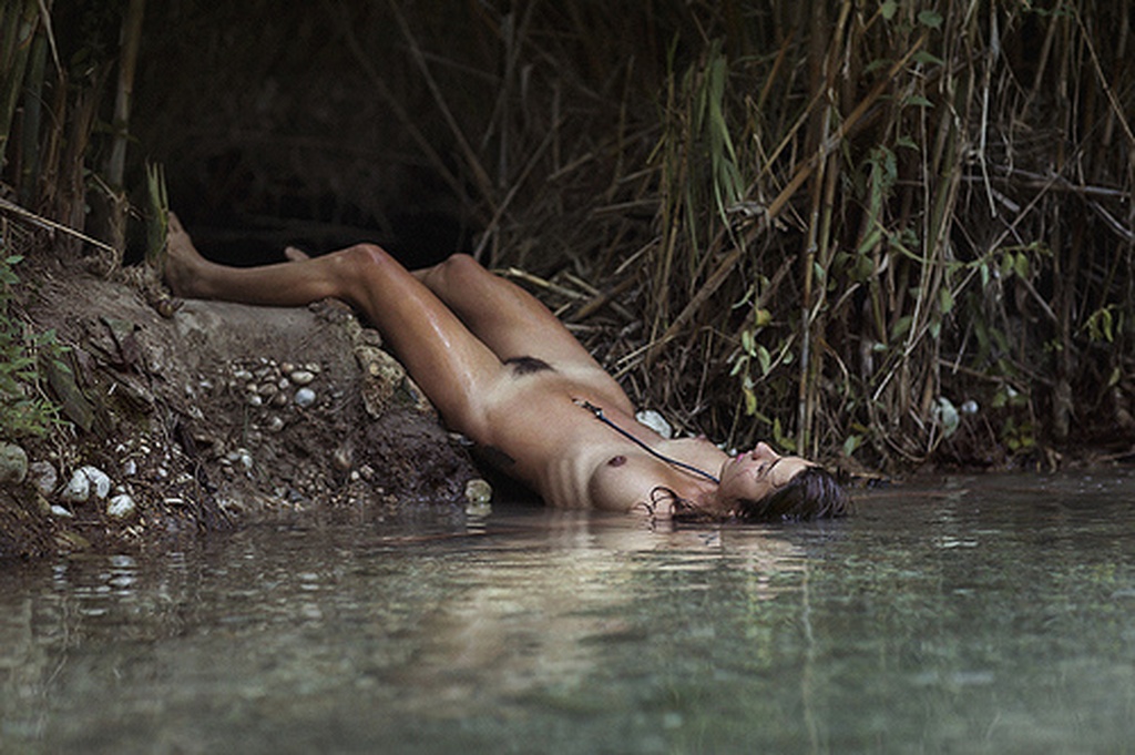 socal_young_naturist_0810.jpg