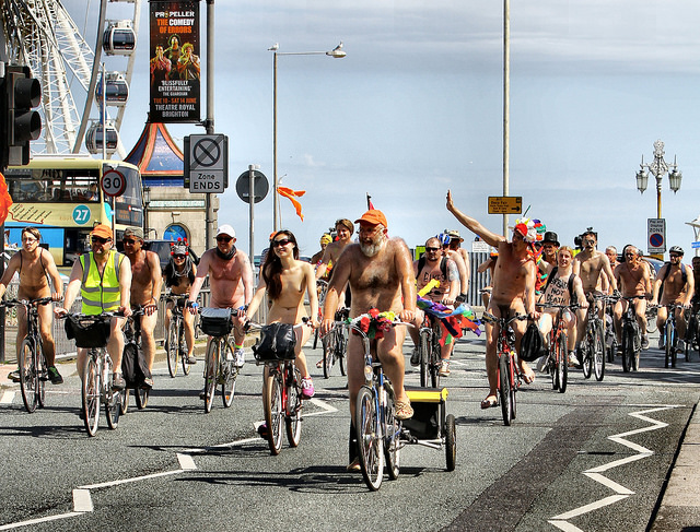 wnbr brighton 2014 funkdooby Riders on the seafront